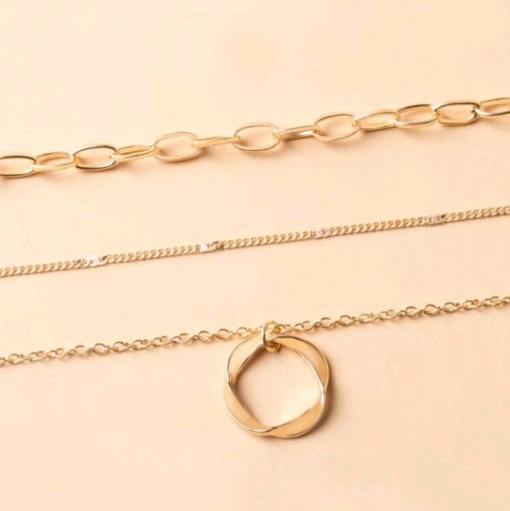 Round Layered Necklace - Picture 2 of 5